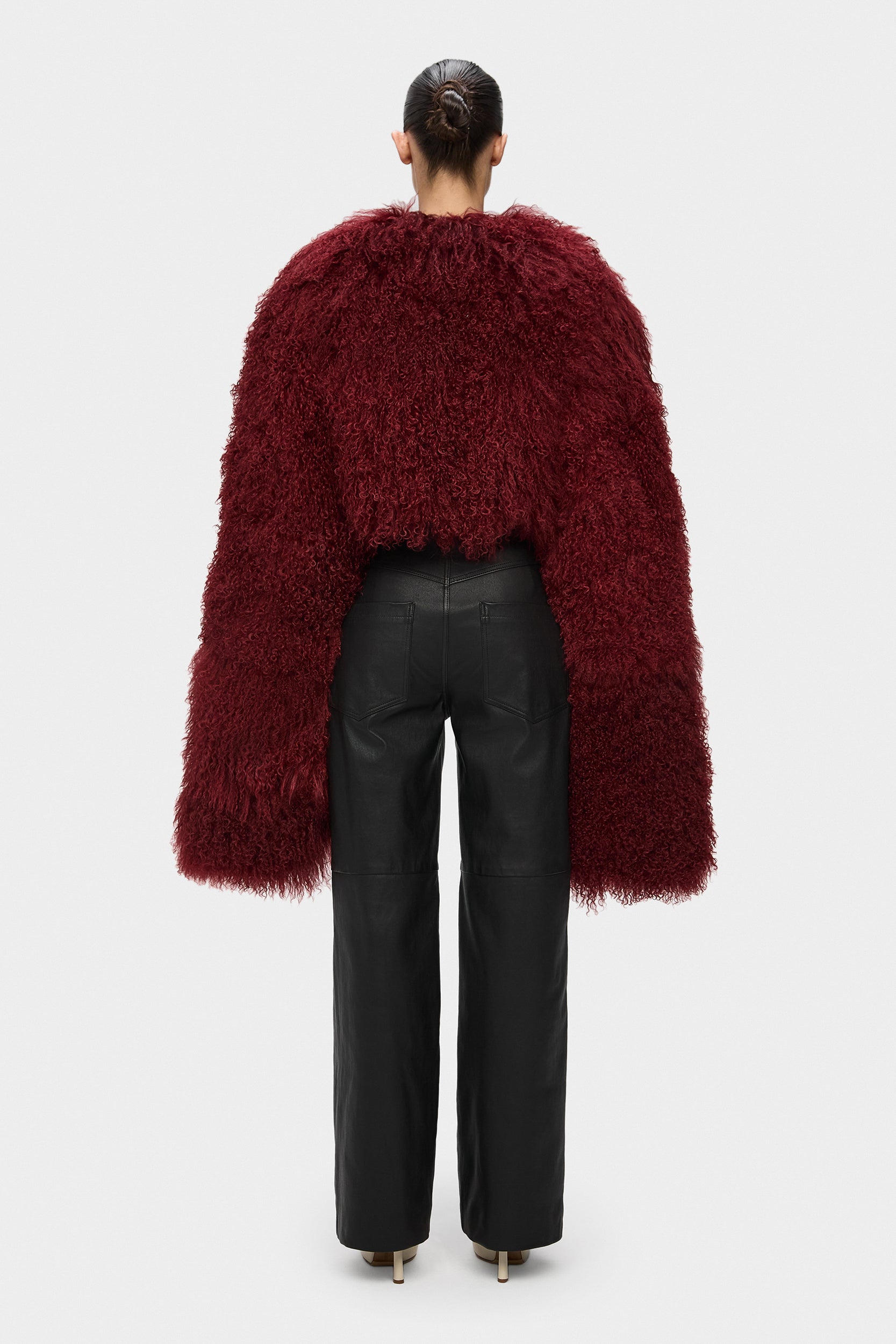 HANNAH SHEARLING CAPE COAT IN BORDO (2217/7)