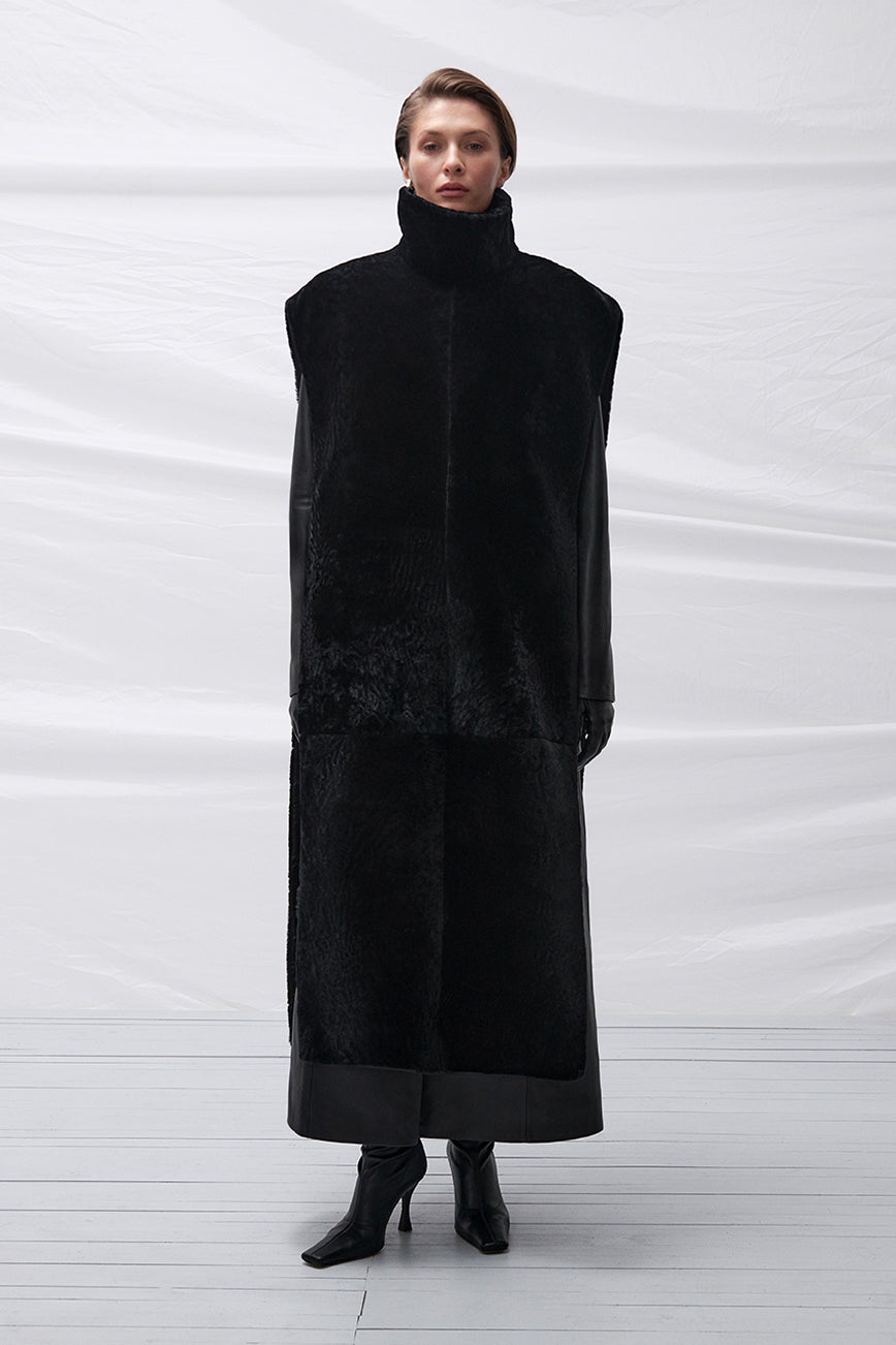 ДУБЛЯНКА З ОВЧИНИ THOM У ТЕМНО-КОРИЧНЕВОМУ