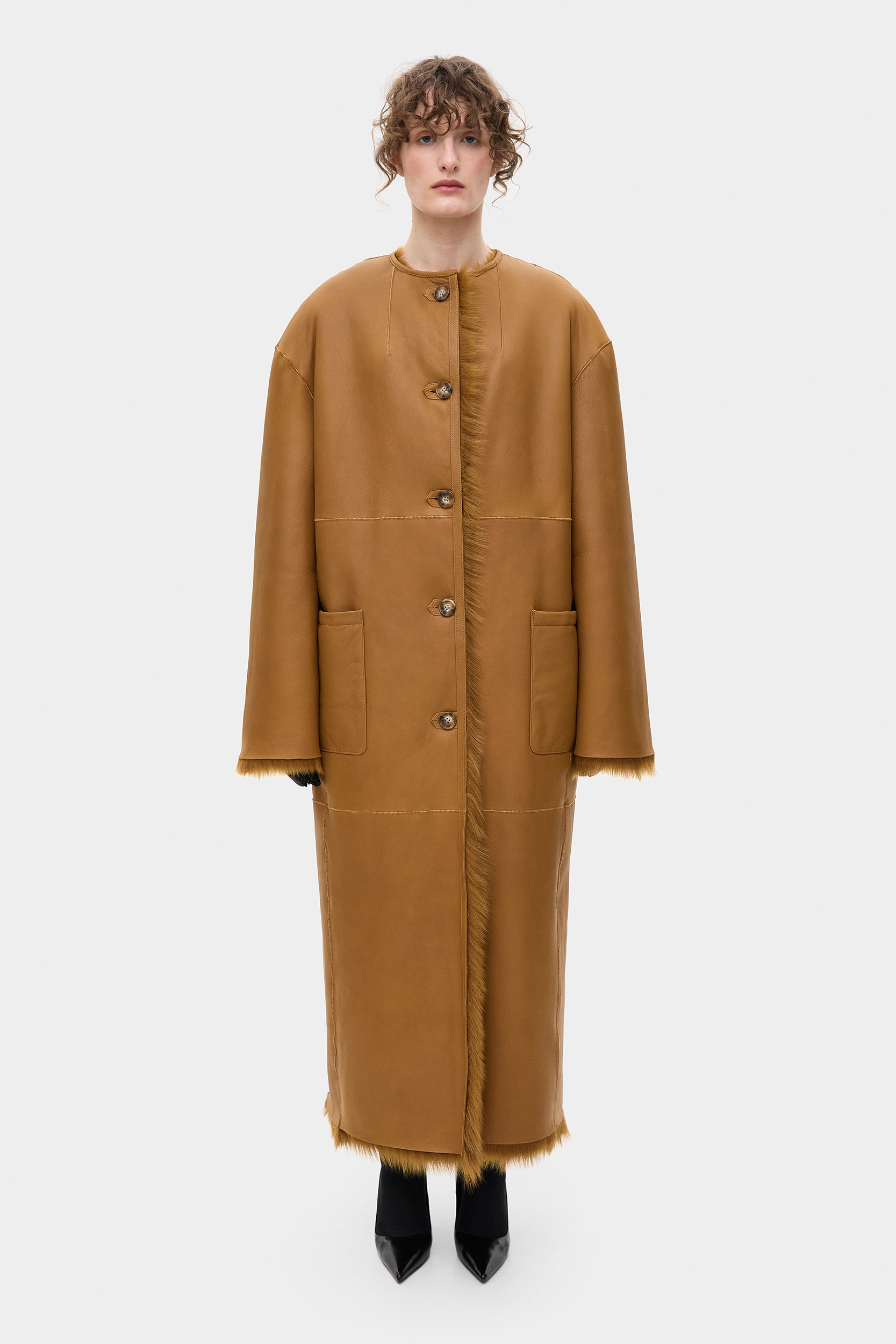 Дублянка двостороння довга руда