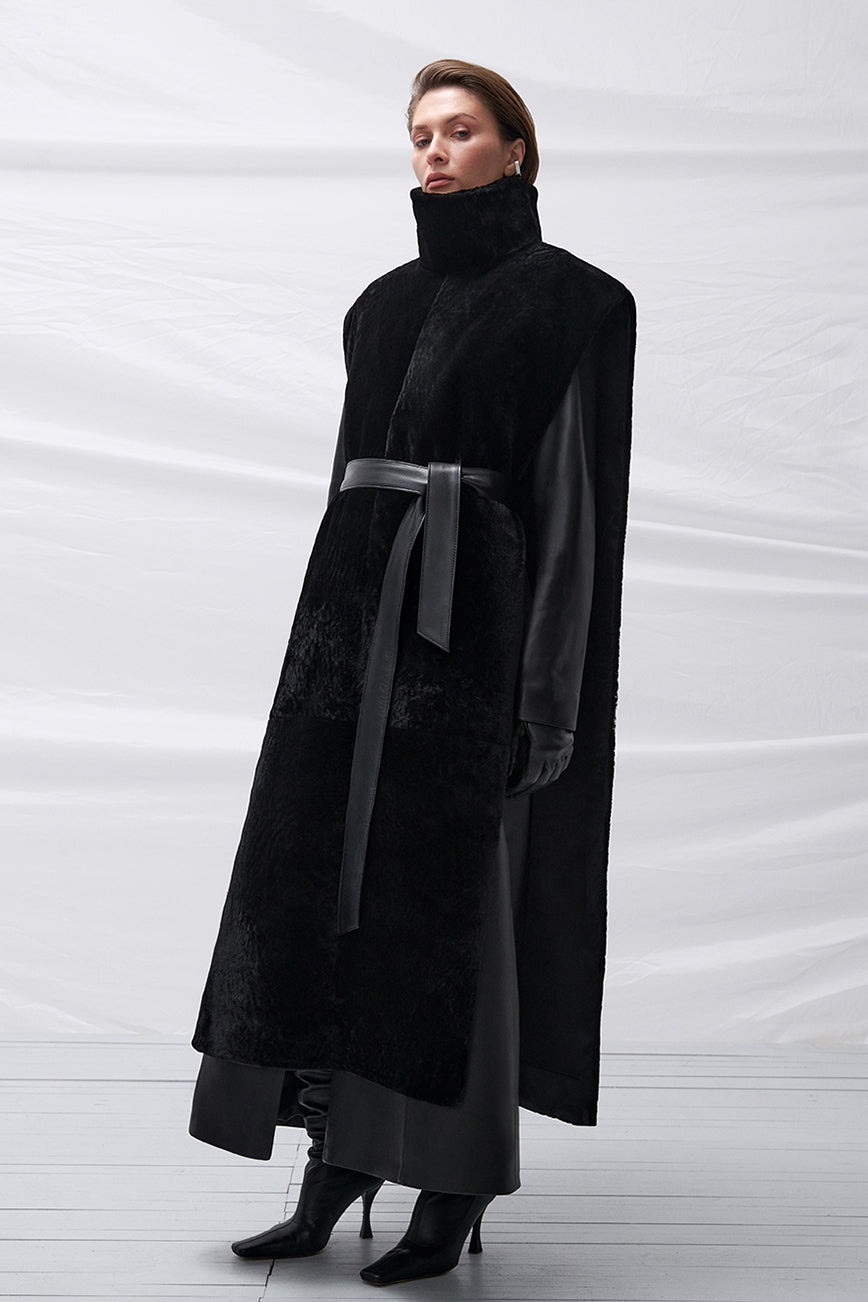 ДУБЛЯНКА З ОВЧИНИ THOM У ТЕМНО-КОРИЧНЕВОМУ